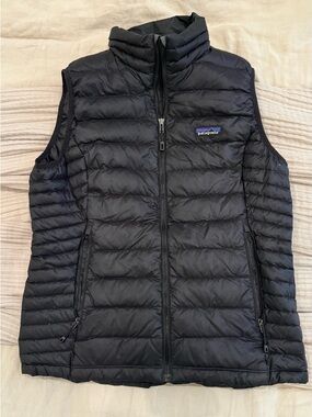 Patagonia Women's Black Down Sweater Vest - size M